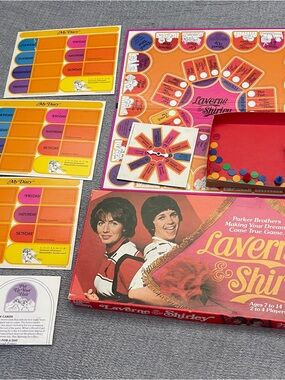 LAVERNE SHIRLEY 1977 TV Series Vintage Board Game Parker Brothers